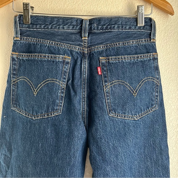 Like New Levi’s | Wedgie Straight Jeans, Size 27 - Picture 8 of 10